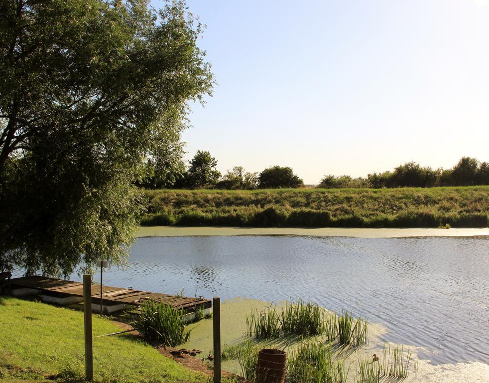 דירות Dogdyke Waterside Escapes מראה חיצוני תמונה