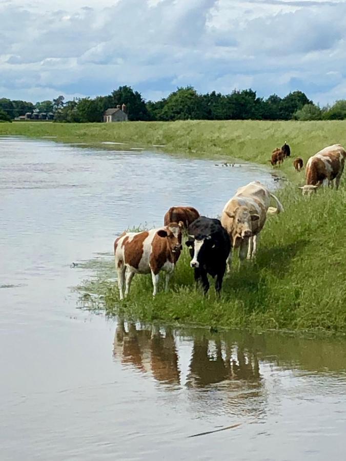 דירות Dogdyke Waterside Escapes מראה חיצוני תמונה